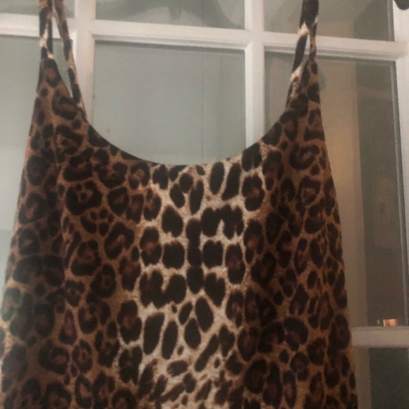 Fashion nova leopard body con dress - Picture 4 of 8